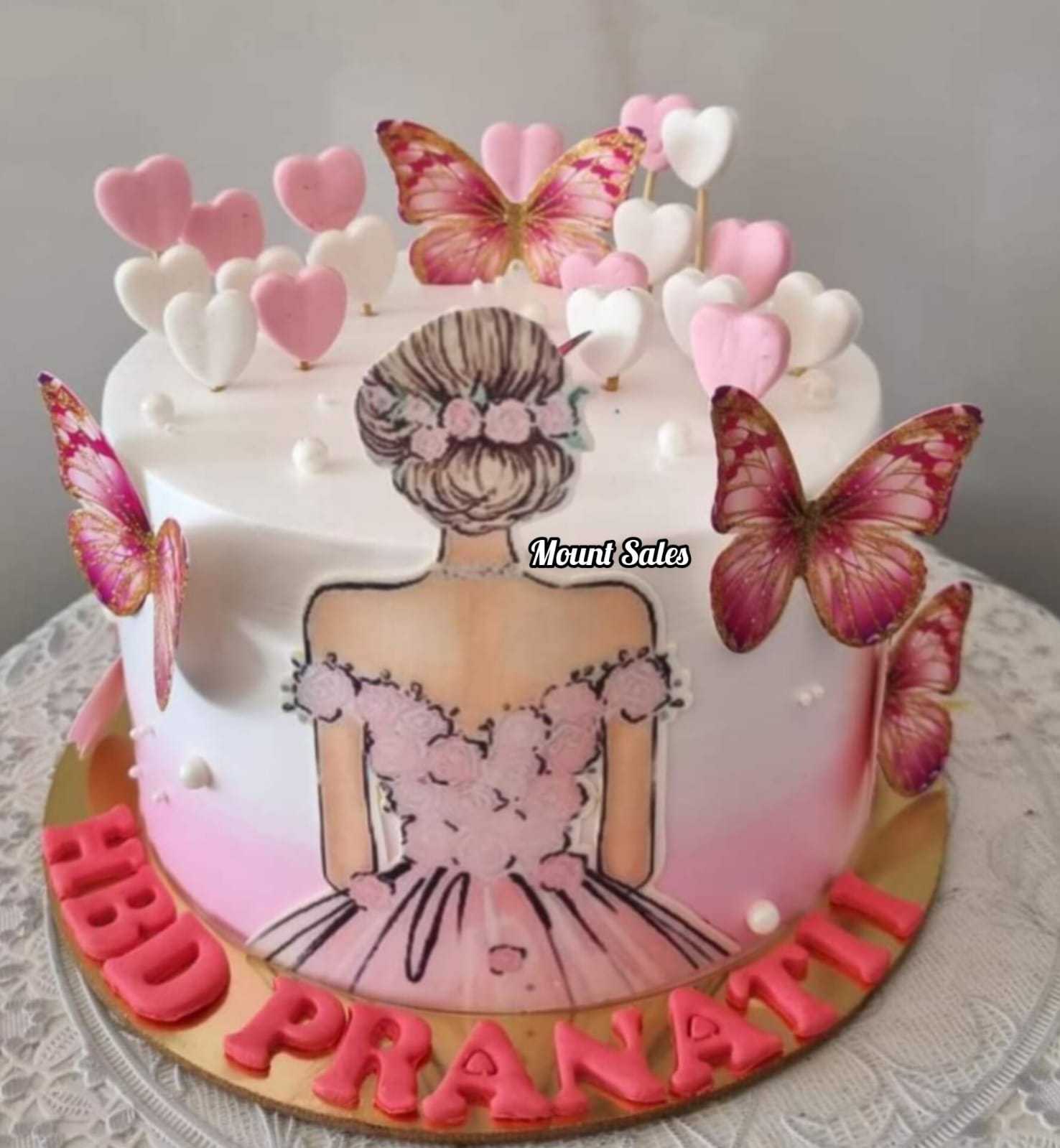 Premium RED N White Velvet Cake